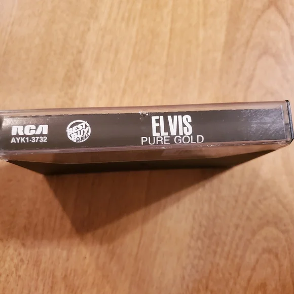 Vintage Elvis Pure Gold Album Cassette 1975 RCA - Picture 2 of 4